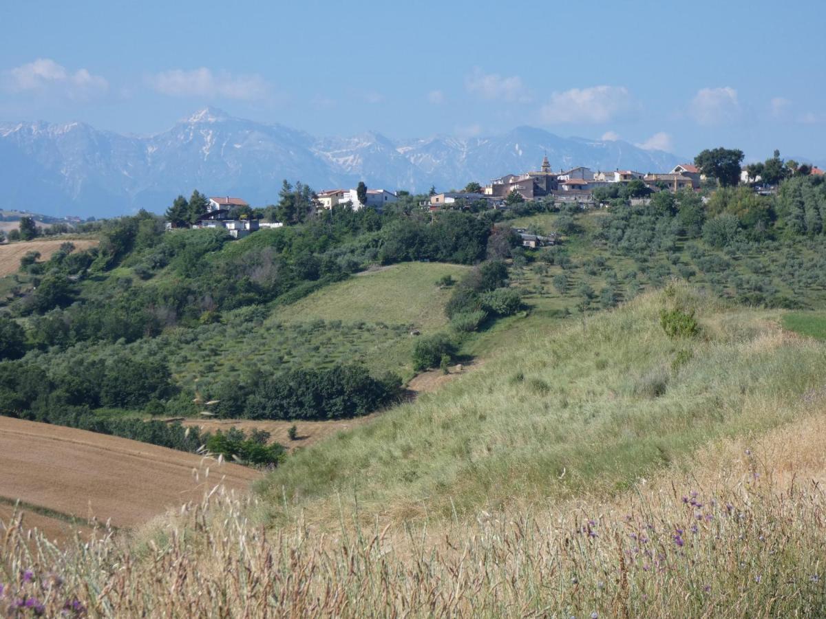 Il Frutteto Bed And Breakfast Ripattone Exterior foto
